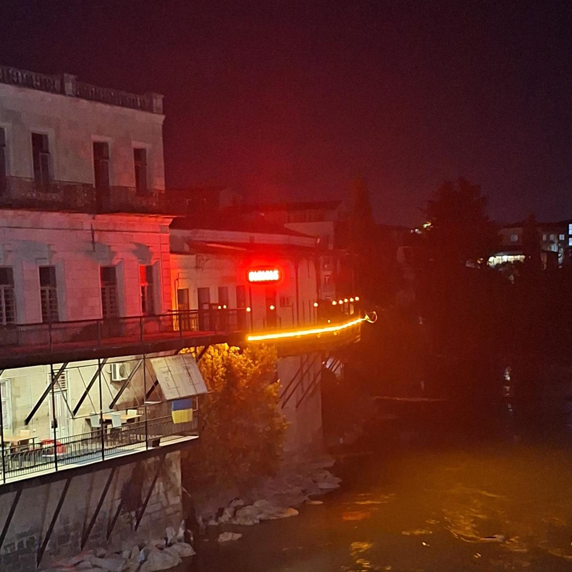 Hotel Caravan Palace Kutaisi Exterior photo